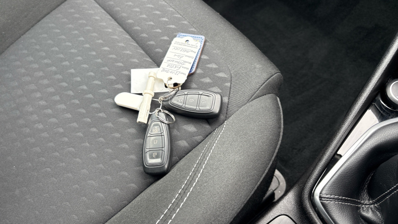 Ford Fiesta 1.0 EcoBoost Titanium 5dr Petrol Hatchback